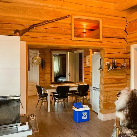 Cozy Log In * Karvåg
