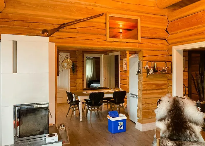 Cozy Log In * Karvåg